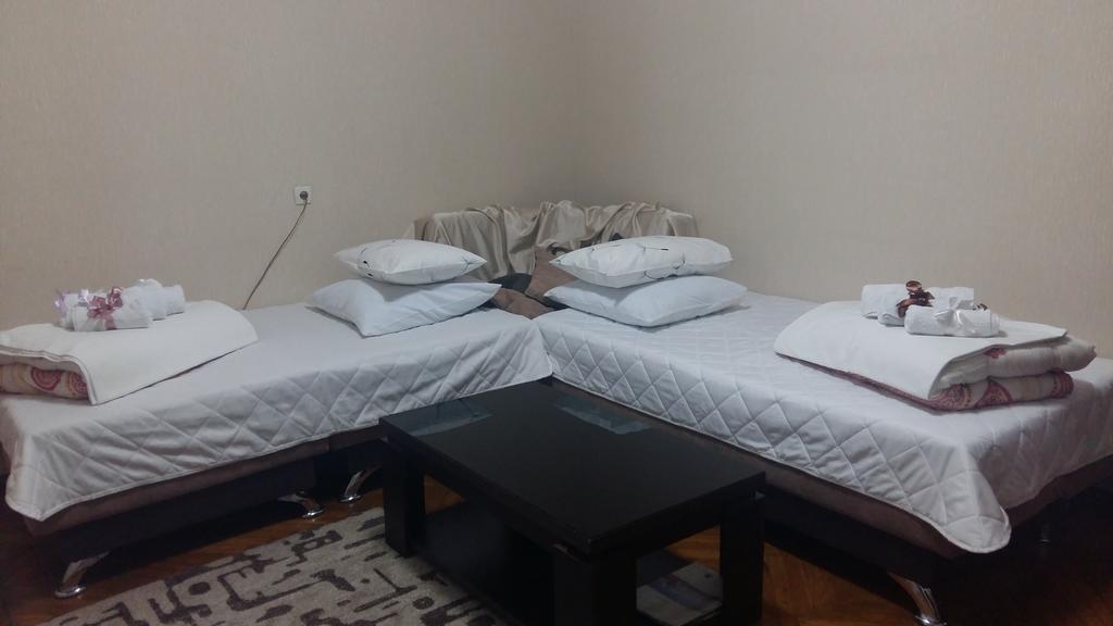 Apartment Down Town Group Tbilisi ภายนอก รูปภาพ